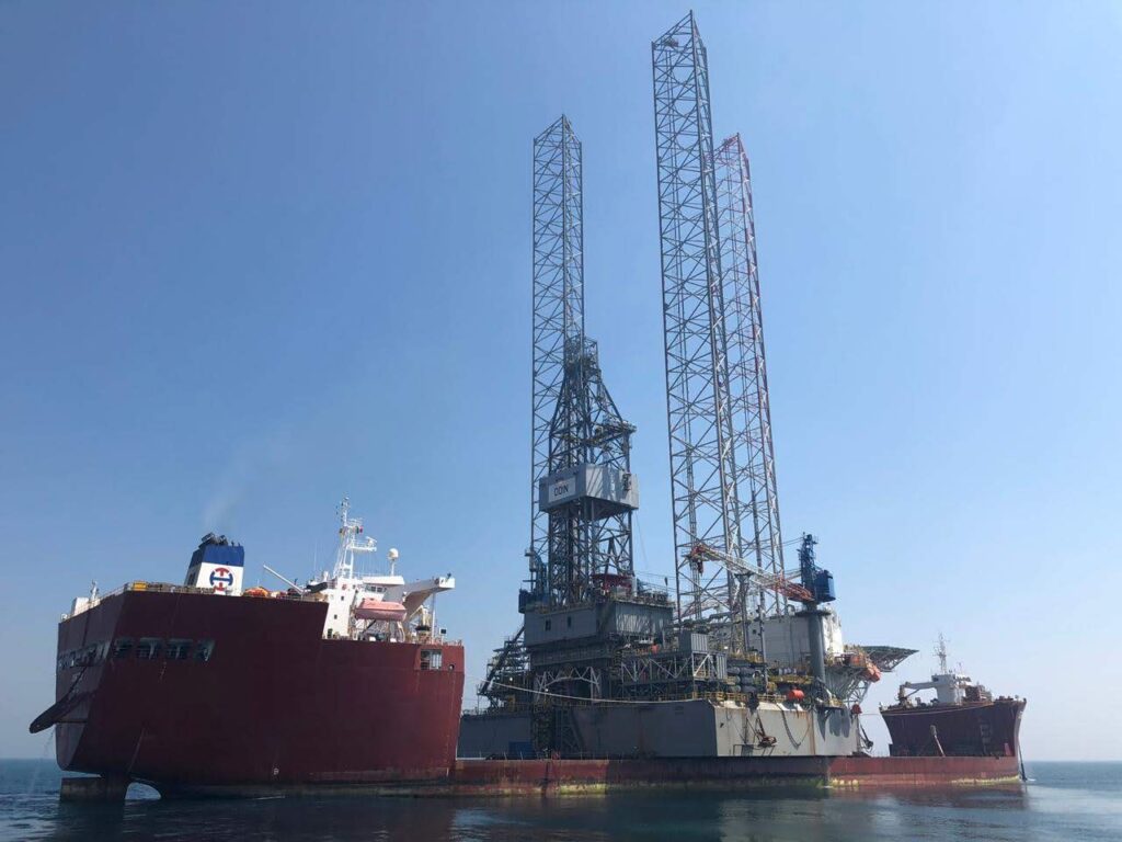 heavy lift ship (How do heavy lift ships work)